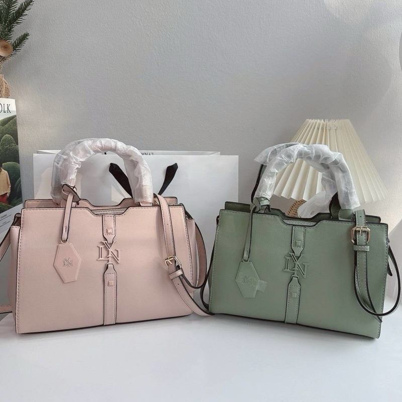 กระเป๋าสะพายข้างลิน Lyn คอลใหม่