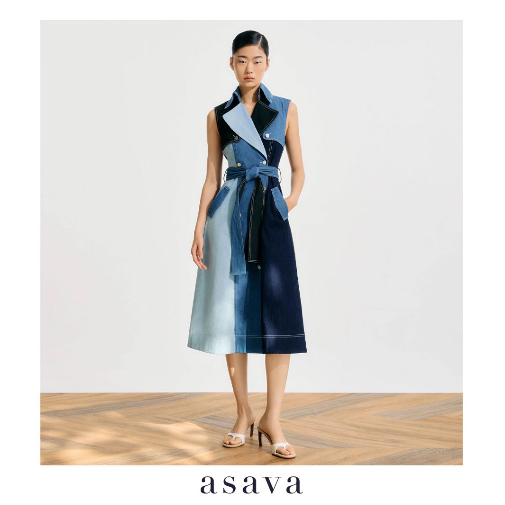 [asava ss25] Sidney Denim Trench Dress เทรนช์เดรส แต่งกระดุมสองแถวด้านหน้า แขนกุด กระเป๋าข้าง แต่งคา