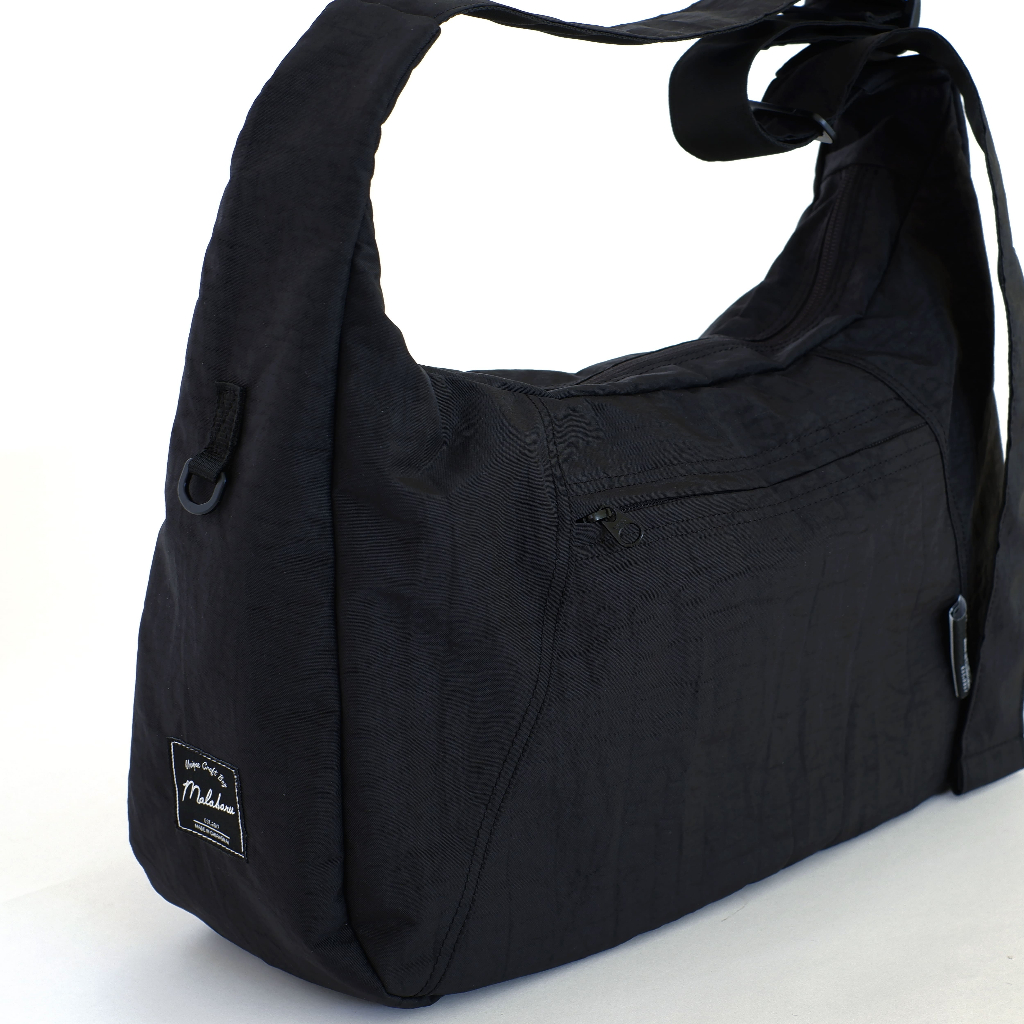 Malabaru ‘CHUCK‘ Crossbody Bag กระเป๋าผ้าไนลอน สะพาย