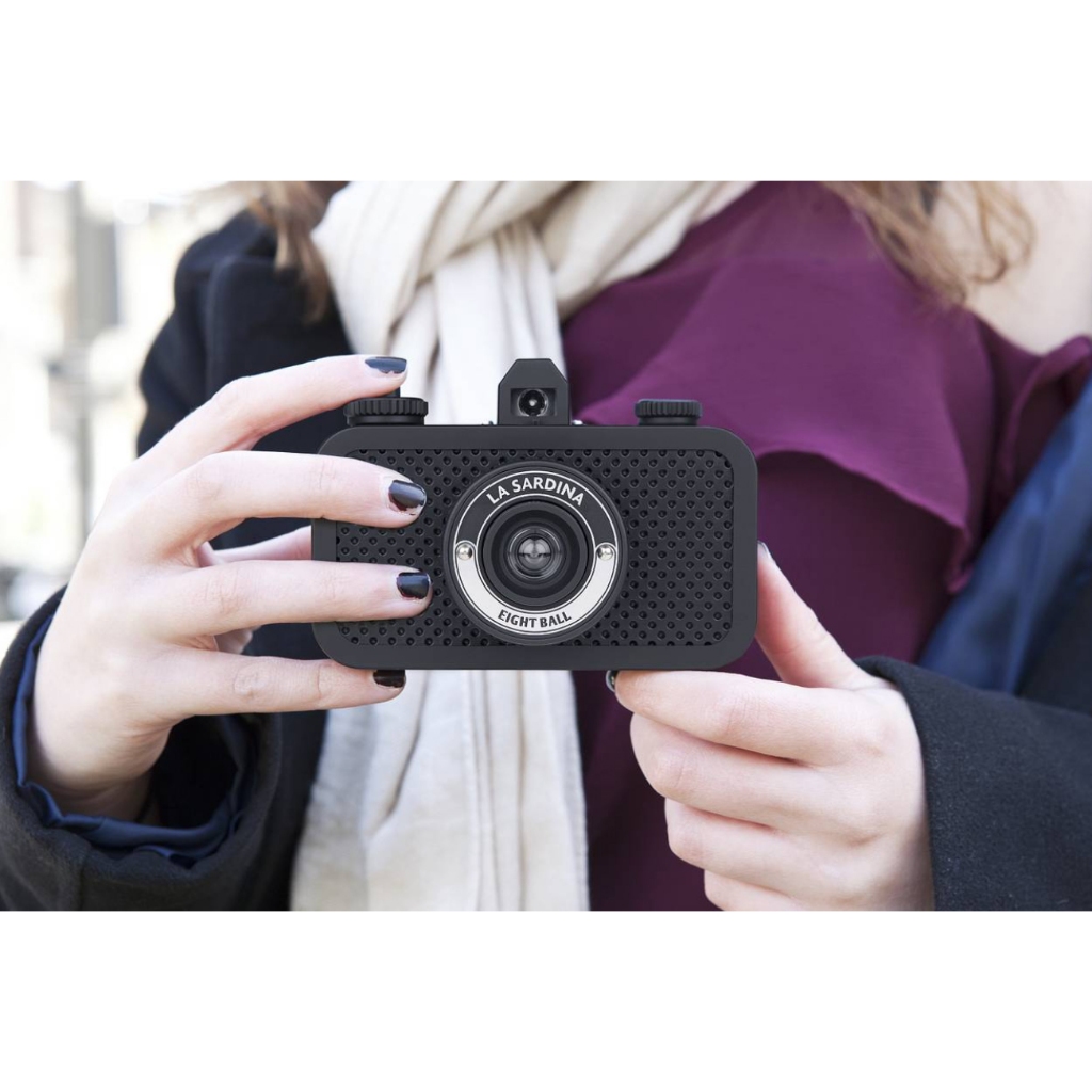 [พร้อมส่ง] กล้อง La Sardina รุ่น 8Ball (ฟิล์ม 35 มม.)