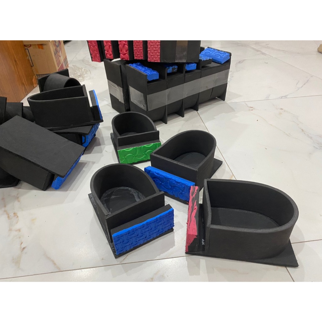 ถ้วยอาหารไก่/ถ้วยโฟม แพ็ค 50อัน / 100อัน ขนาดใหญ่ขึ้น ทำจากแผ่นยาง EVA คุณภาพดี ทนทานแข็งแรง (16.5cm*11.5cm*6.8cm) - รูปที่ 4