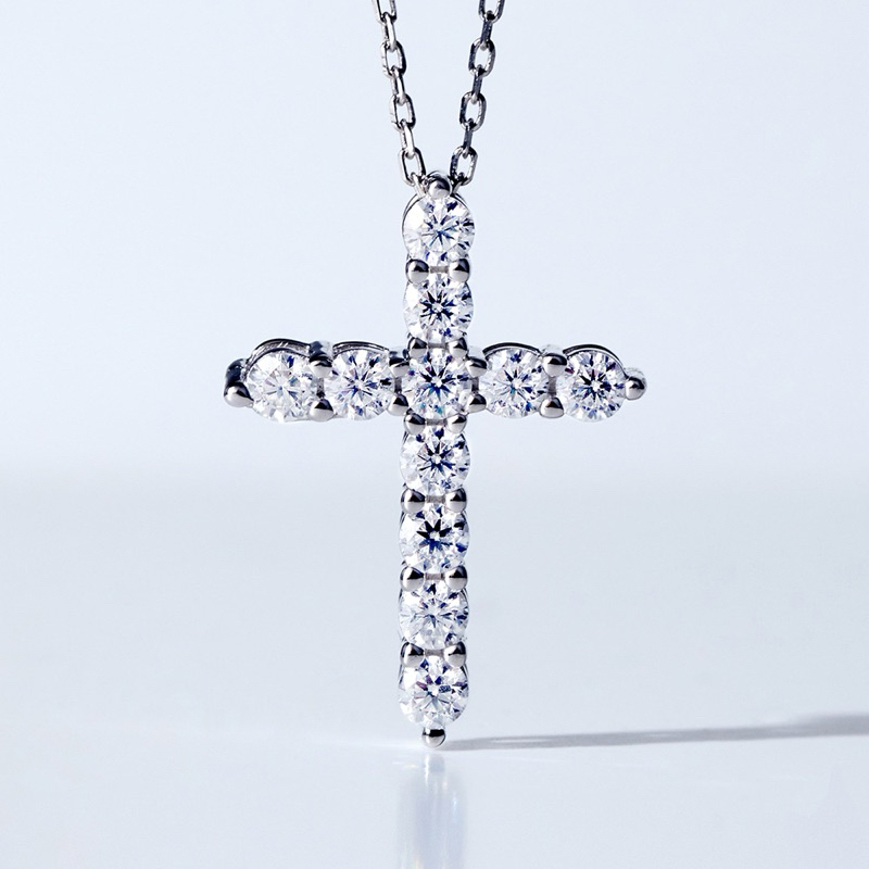 สร้อยคอรูปกางเขนฝังเพชร Moissanite (แบบ 18kGF) – รุ่นยอดนิยมจากเกาหลี แบรนด์ Carat me