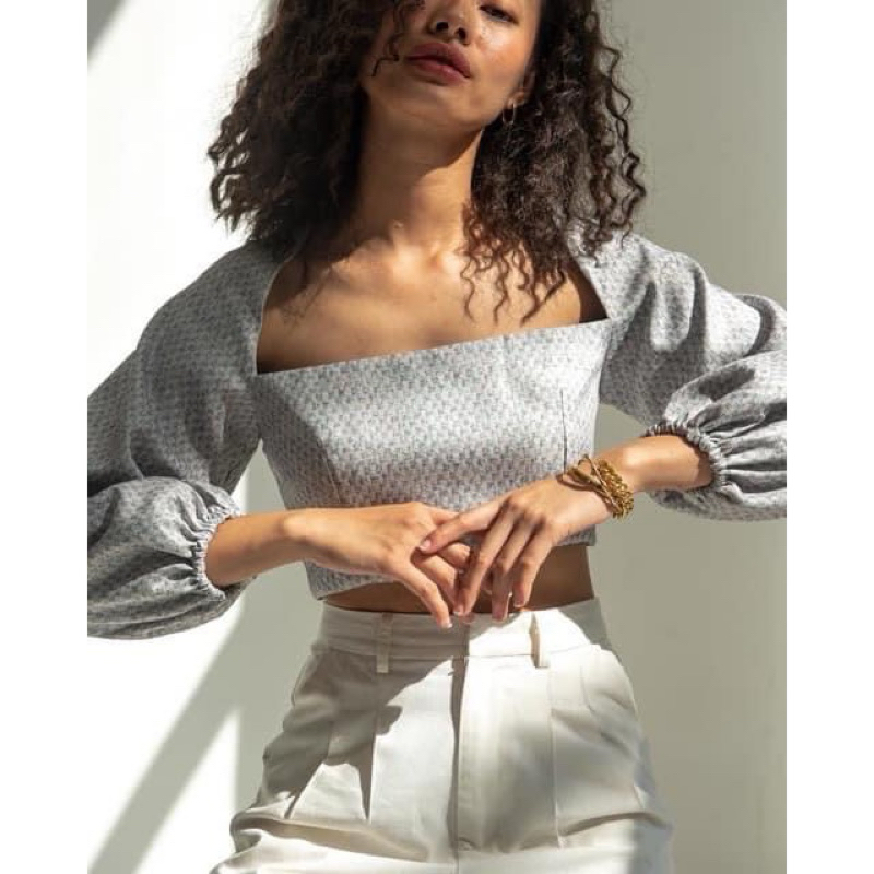 (Used) เสื้อครอป NPV