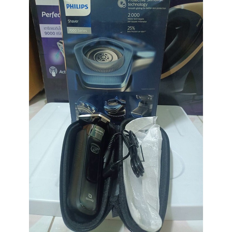 ที่โกนหนวดไฟฟ้า Philips Shave Series 7000