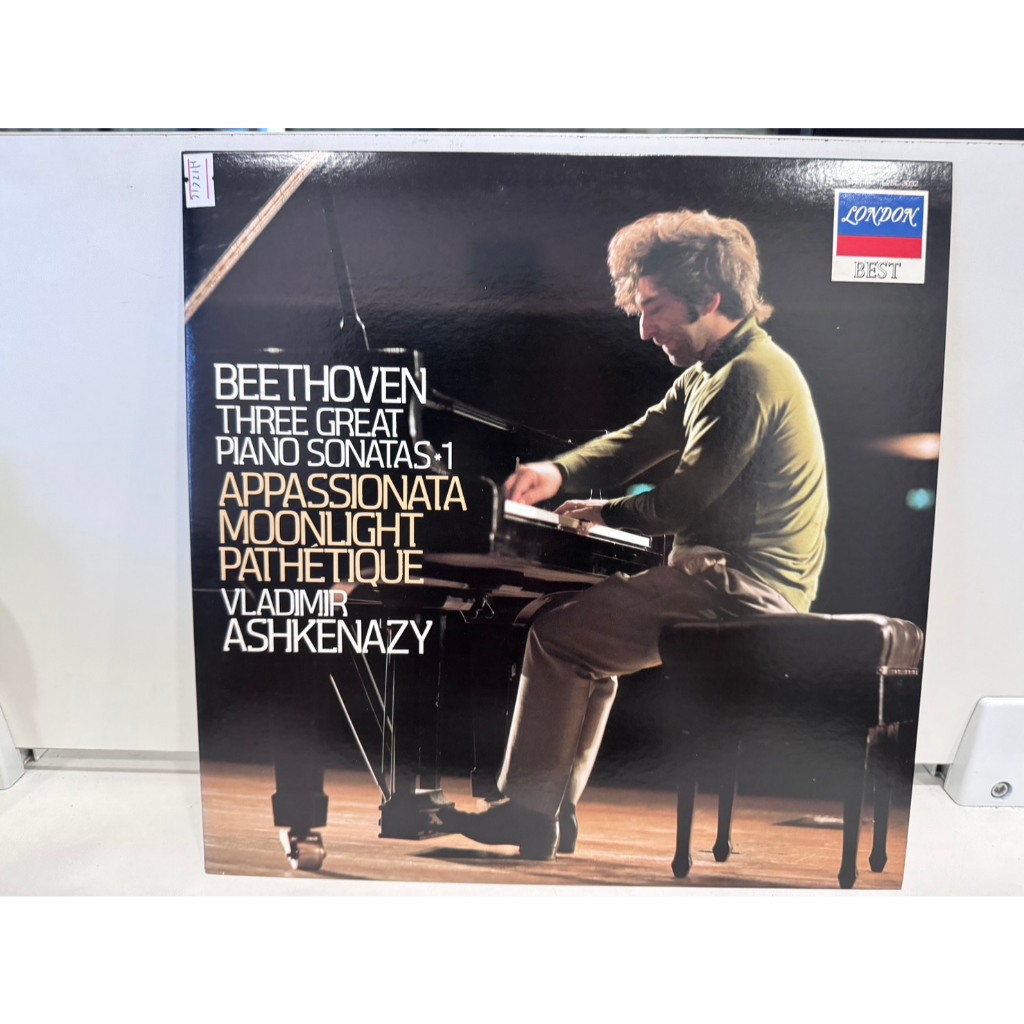 1LP Vinyl Records แผ่นเสียงไวนิล  BEETHOVEN THREE GREAT PIANO SONATAS-1     (E7D49)
