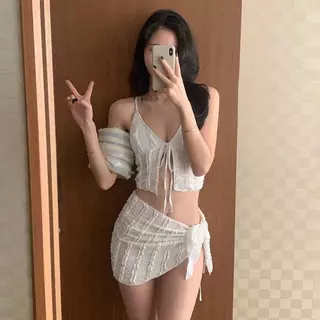 🌸Swift Bra🌸ชุดว่ายน้ำ Bikini บิกินี่ 3 ชิ้น ผ้าจีบ แฟชั่นเกาหลี ใหม่ ด้วยฟองน้ำ summer Beach