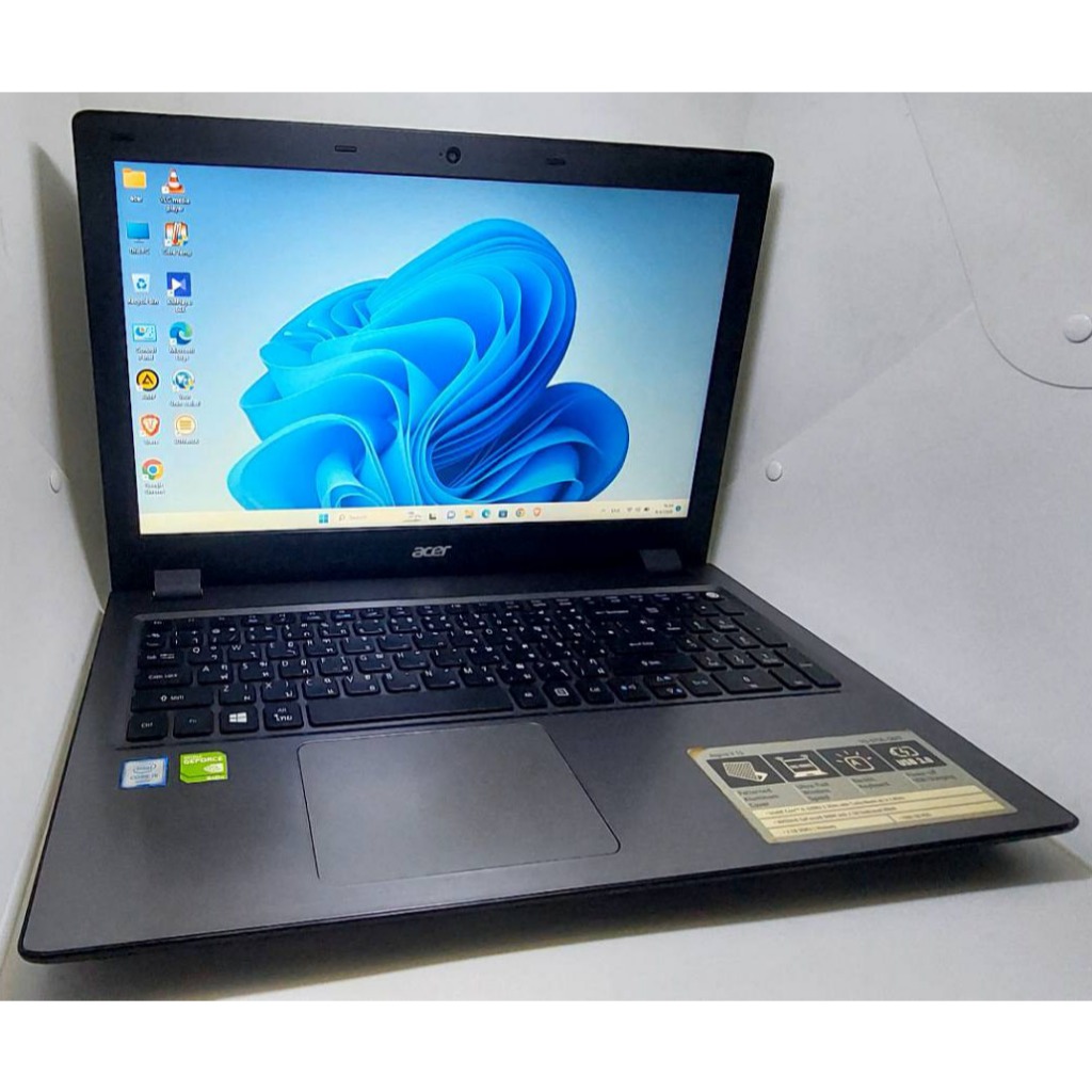Aspire V3-575G  INTEL CORE I5-6200U RAM  8 GB HDD SSD 250 GB DISPLAY : 15.6" VGA : GT 940M เครื่องดี