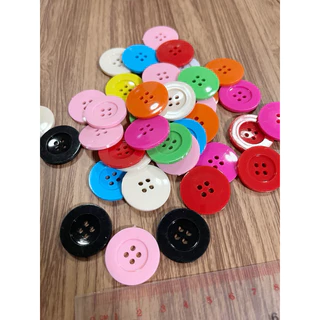 กระดุม 2.5 ซม (25 mm) คละสี/แยกสี แพ็คละ 10 ชิ้น