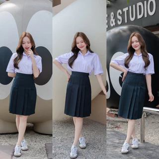 กระโปรงนักเรียนทรงแคบ สีกรมเข้ม-สีดำ ความยาว 22“-26” ผ้ามัน ดีวาย ผ้ารีดเรียบ อยู่ทรง ไม่ยับง่าย ทรงสวยเป๊ะ☺️
