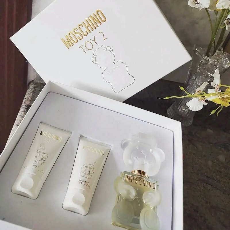 เซ็ตน้ำหอม Toy 2 Gift Set 3 Items