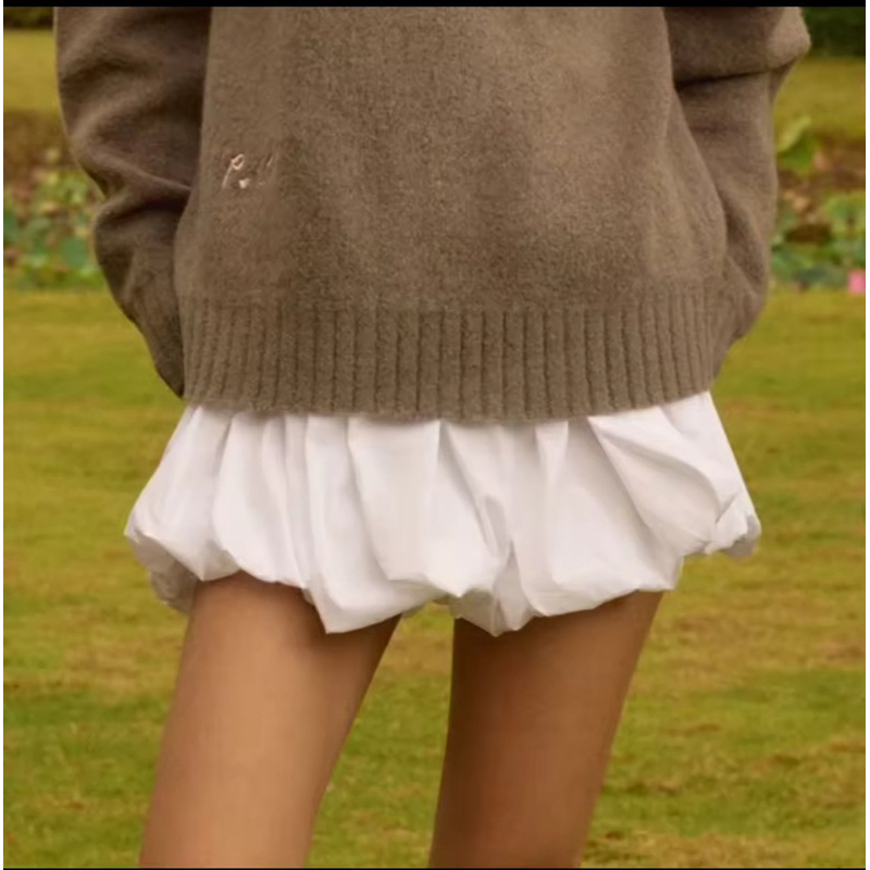 lookbooklookbook balloon white skirt