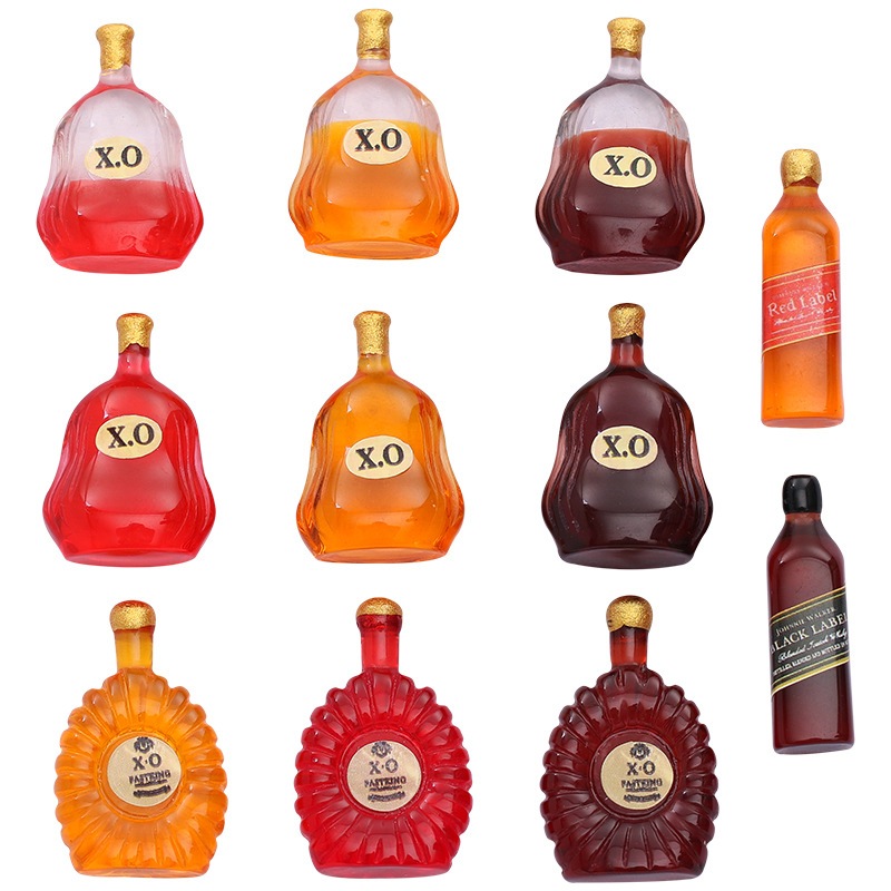 ่j250 เหล้าxoรวมจิ๋วของเล่น แพ็คละ 10 ชิ้น(มีแต่เหล้าXo นะคะ)