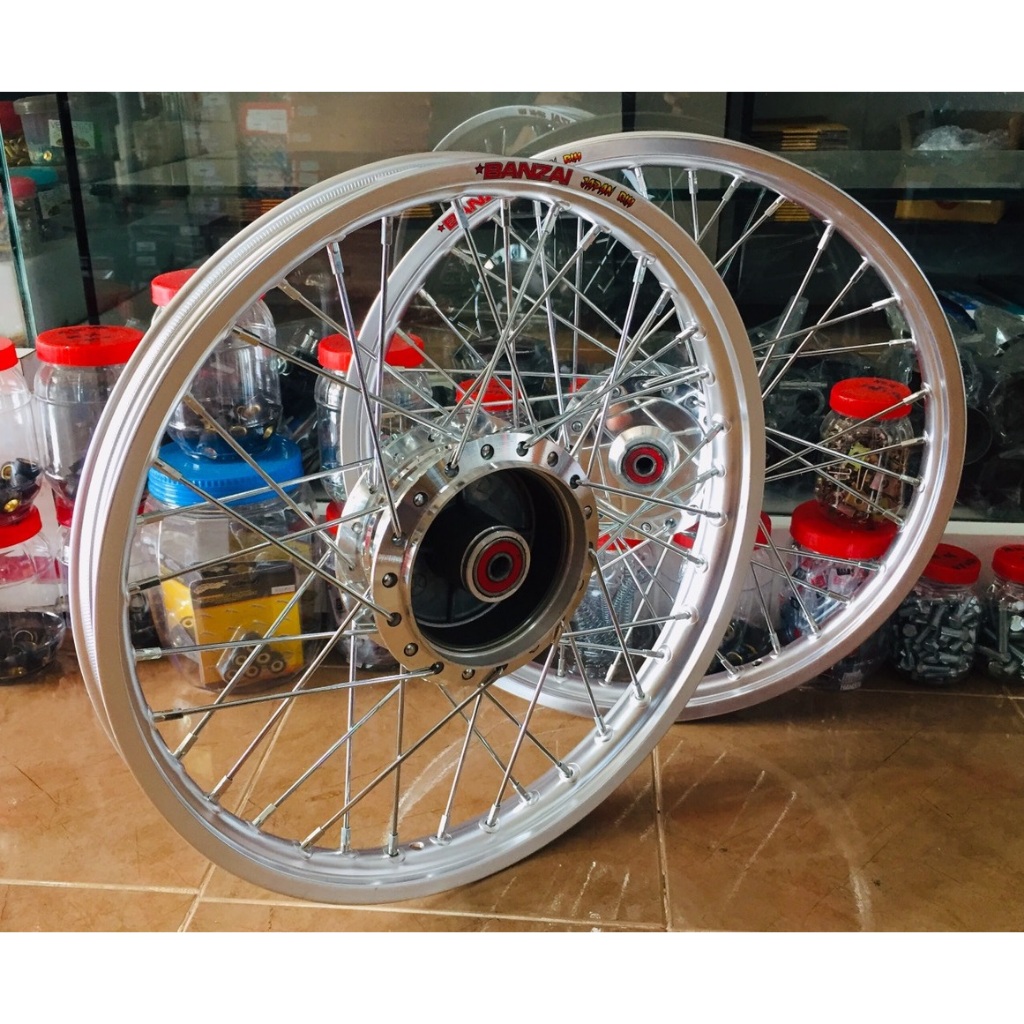ชุดวงล้อ เวฟ110i/CZI/WAVE125I ชุดวงล้อพร้อมใส่ วงล้อขอบ17 ครบชุด ชุดล้อ ล้อโลพร้อมติดตั้ง วงล้อ1.4x1