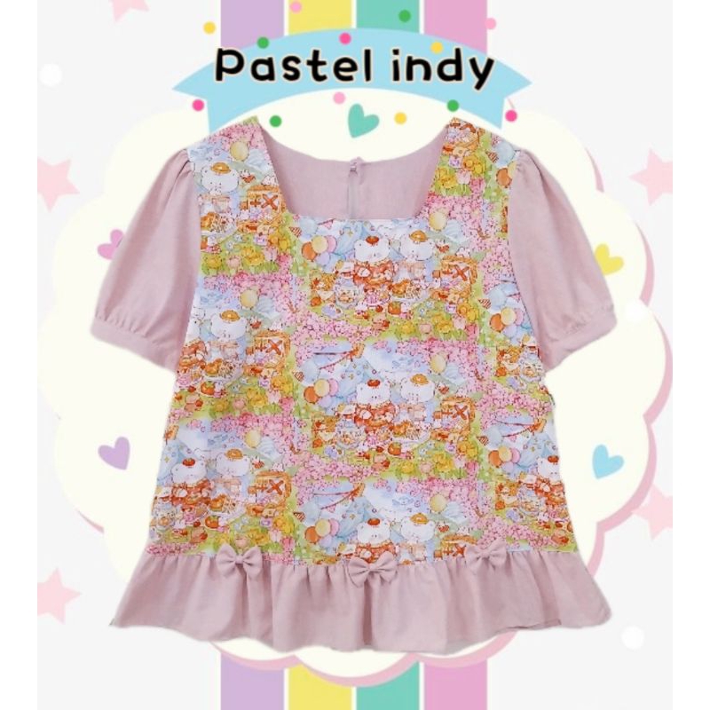 เสื้อแขนตุ๊กตาสีชมพูนู้ด แต่งลายด้านหน้า ชายระบาย(งานตัด)