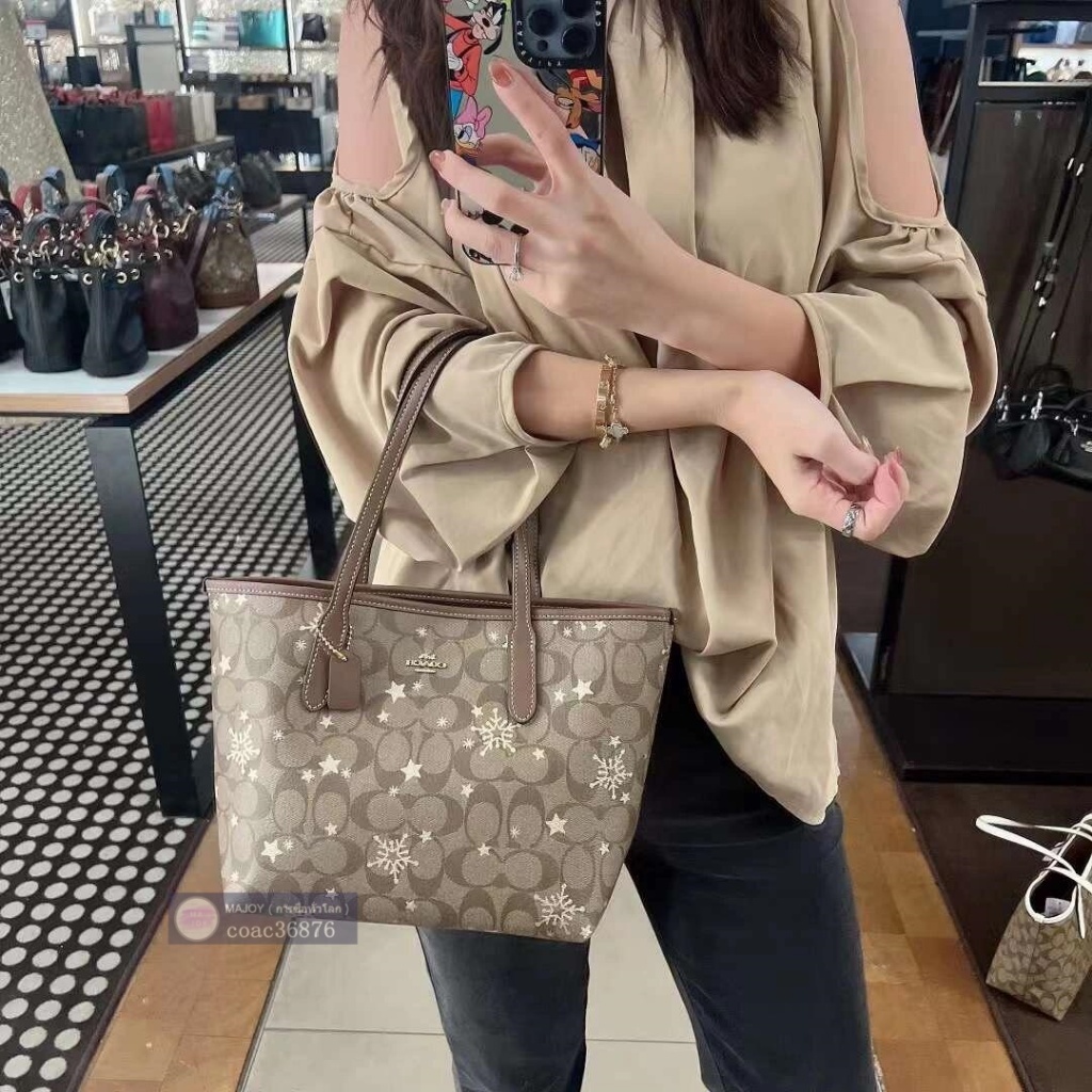 แท้💯% outlet City 23 Tote กระเป๋าโท้ตใบเล็กสำหรับผู้หญิง กระเป๋าสะพายไหล่เล็ก กระเป๋าช้อปปิ้ง