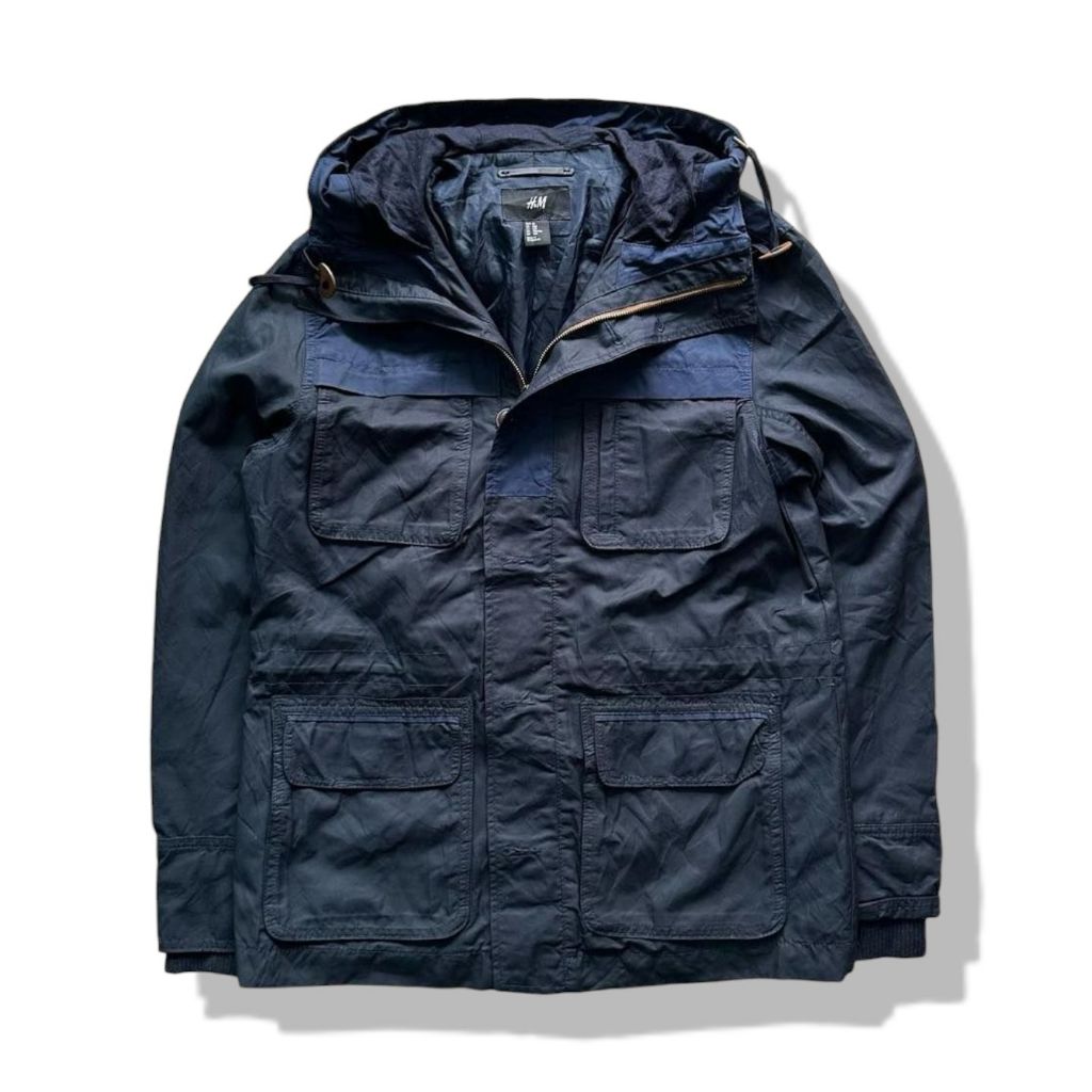 H&M Windbreaker Hooded Jacket รอบอก 43”