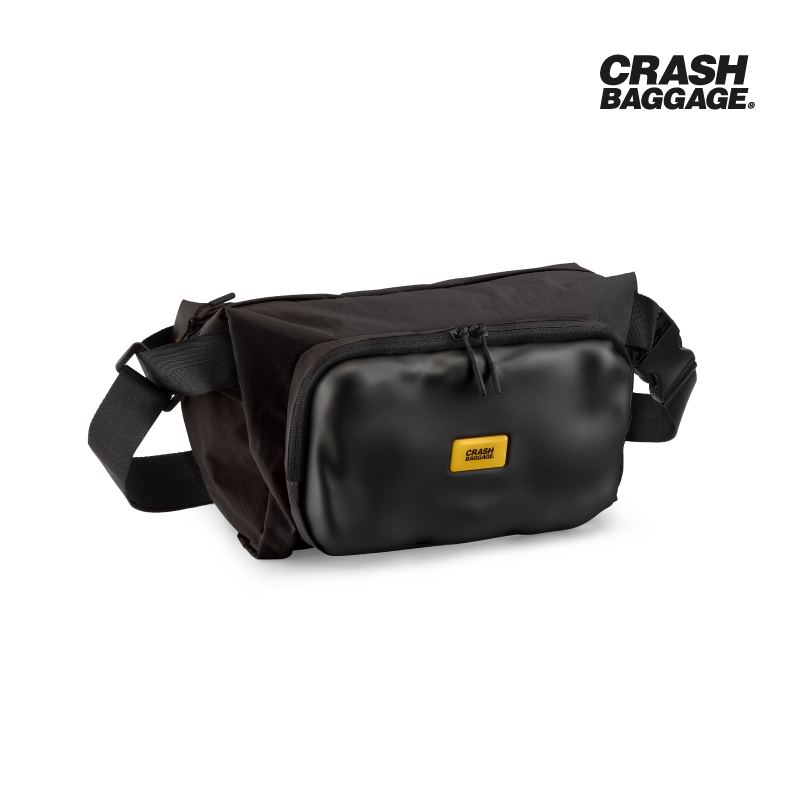 CRASH BAGGAGE กระเป๋าสะพายข้าง รุ่น SOFT CROSSBODY สีดำ