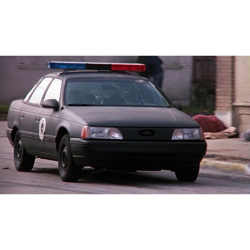 Greenlight | 1986 Ford Taurus LX (ROBOCOP) ตำรวจเหล็ก สเกล 1:64 44940 ราคา ถูกที่สุด ดีลบีเคเค แกลเลอรีภาพที่ 4