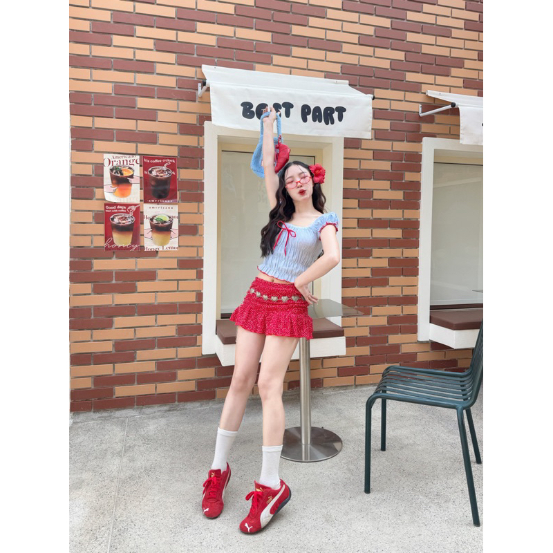 Mellow Crop แขนตุ๊กตาผู้หญิง แต่งจั๊มลายทาง ผูกโบว์ สไตล์คาเฟ่