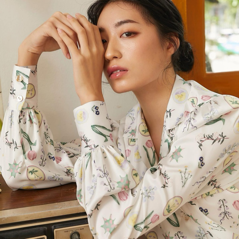 Pudee in Flower shirt เสื้อจากแบรนด์ pudee