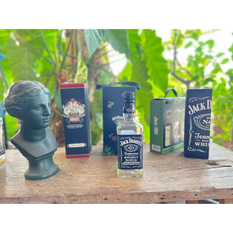 ขวดเปล่า Jack Daniel's 70cl (ไม่มีกล่อง)