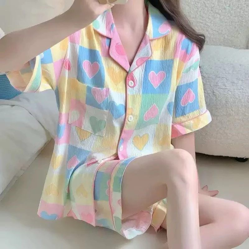 🎀ชุดนอนผ้าไหมญี่ปุ่น🎀 ชุดนอนแฟชั่น เสื้อแขนสั้น กางเกงขาสั้น ลายการ์ตูนน่ารัก ผ้านุ่มเกรดพรีเมียมr