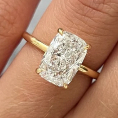 1 ct Cushion D VS1 Lab Grown Diamond Solitaire Ring - White Gold 9K (IGI Certified)