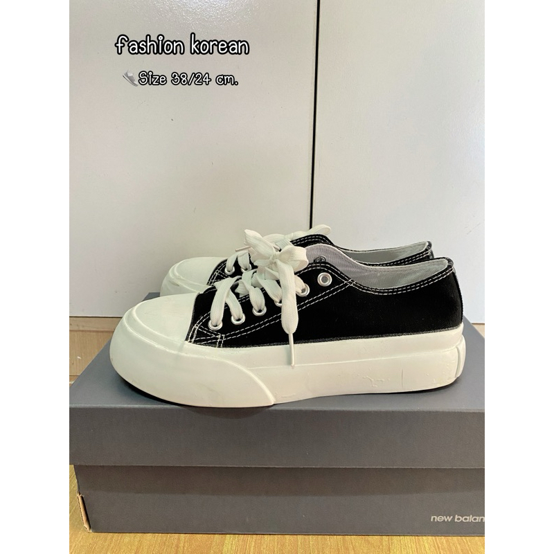 รองเท้า fashion เกาหลี (รองเท้ามือ 2)