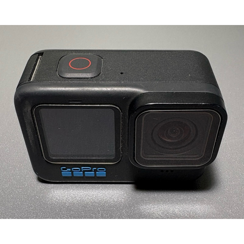 (มือสอง) GoPro Hero 11 Black พร้อมอุปกรณ์ กล่องครบ