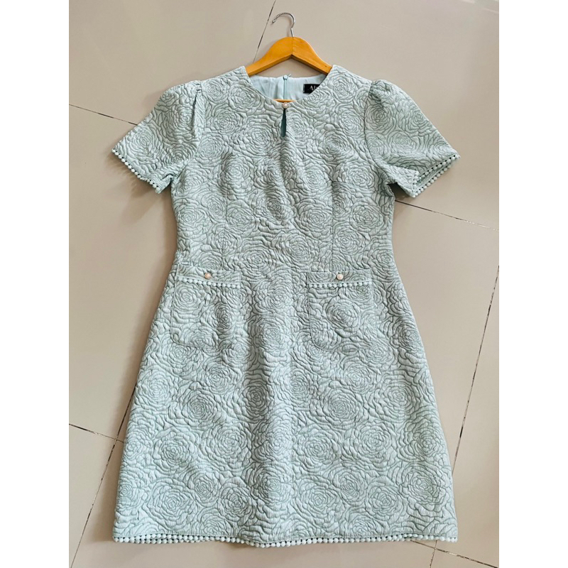 เดรสมือสอง Alert sz.XXL
