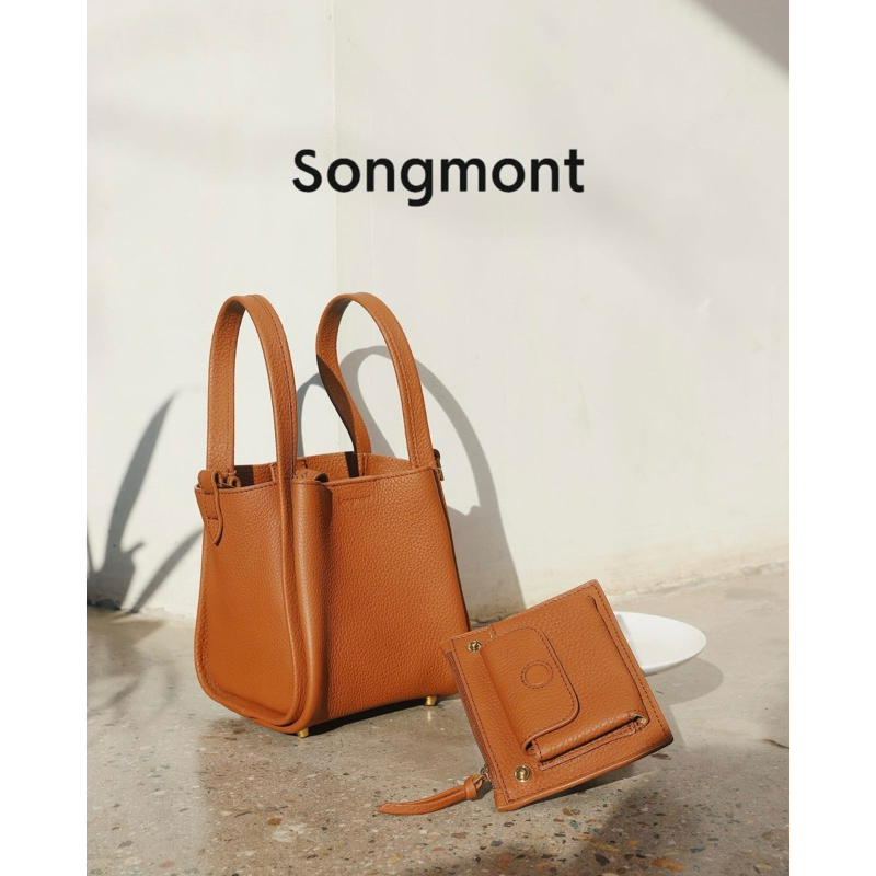 Songmont Size M สี Golden brown มือสองทั้งแท้ทั้งใบพร้อมส่ง🧡🧡