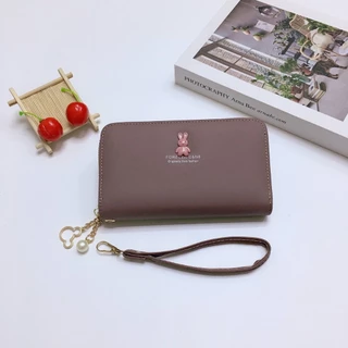 DN005#กระเป๋าสตางค์ใบกลางมีช่วงใส่บัตรงทั้งหมด4ช่อง 📌วัดสุด:หนังPU รุ่นใหม่มีสายคล้องมือทุกใบค่ะ