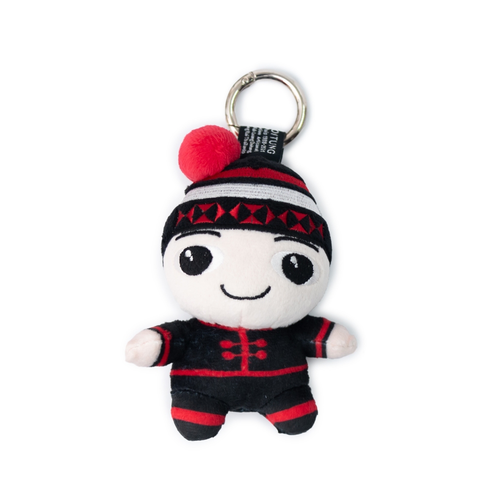 DoiTung AW24 Doll Keychain . Doitung Lahu . Red พวงกุญแจตุ๊กตาชาวเขา ลาหู่ AW24 Red