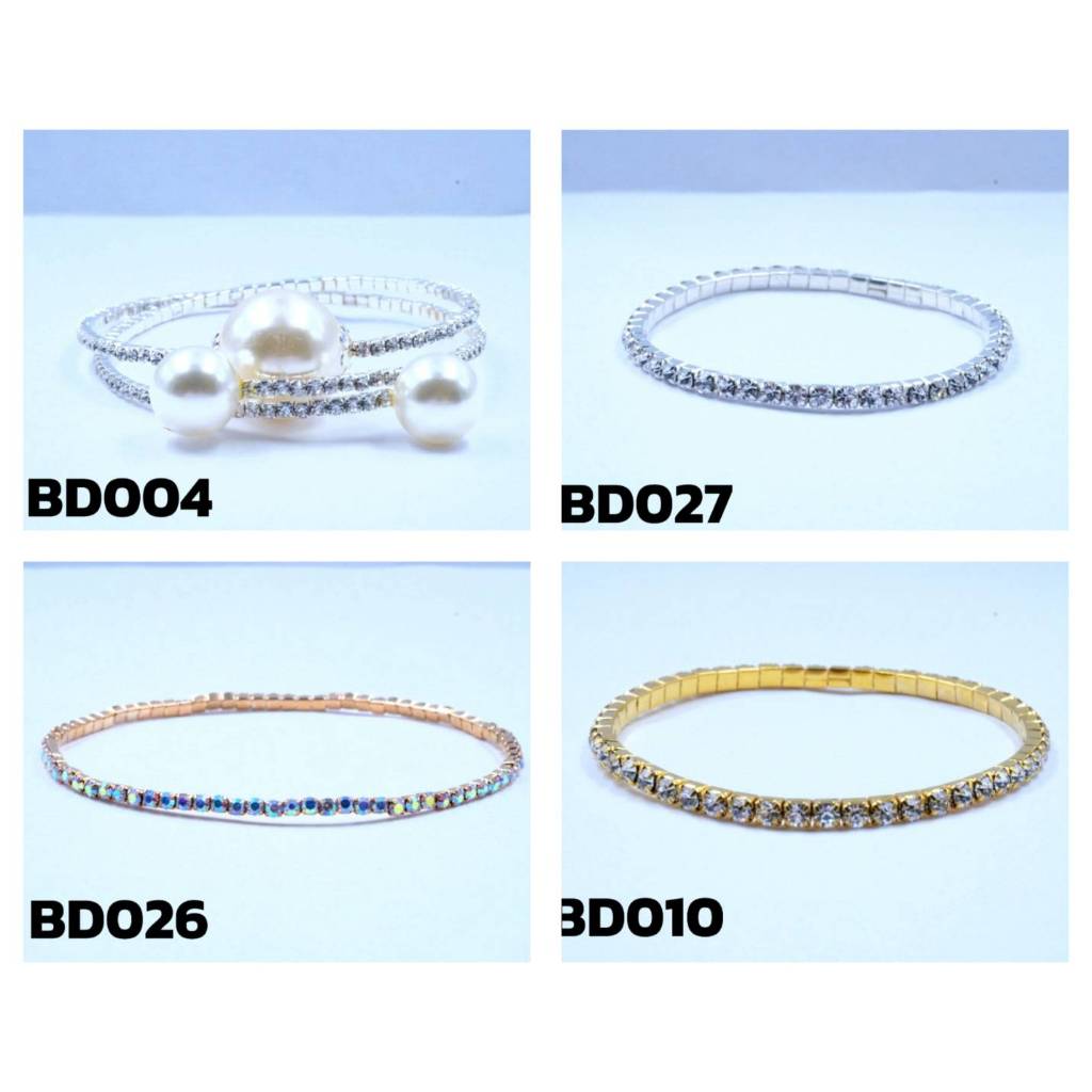 4 ลาย จำนวนจำกัดสร้อยข้อมือแฟชั่น แบบเกลียว เรียบง่ายระดับไฮเอนด์ อินเทรนด์สไตล์เท่เครื่องประดับมือ