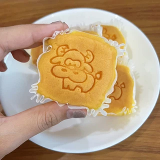 เค้กไข่นมหน้าวัว (1 ลังมี 12 กล่อง)