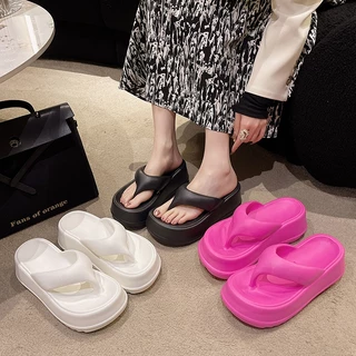 Kicks NEW รองเท้าเสริมส้นยางEVA สวย เบา นิ่มสบาย หูหนีบน้ำหนักเบา พื้นนิ่ม ใส่สบาย สวมแล้วขาเรียวสวยแน่นอน
