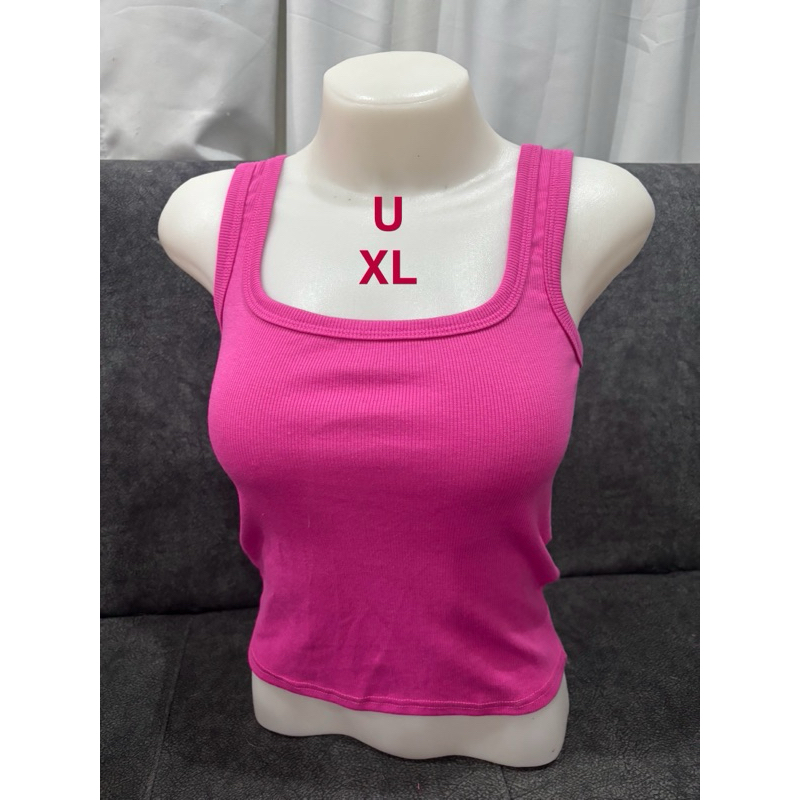 กล้ามคอUสั้นXL  มีให้เลือกหลายสี ผ้ายืดตามตัว ใส่สบายไม่ร้อน