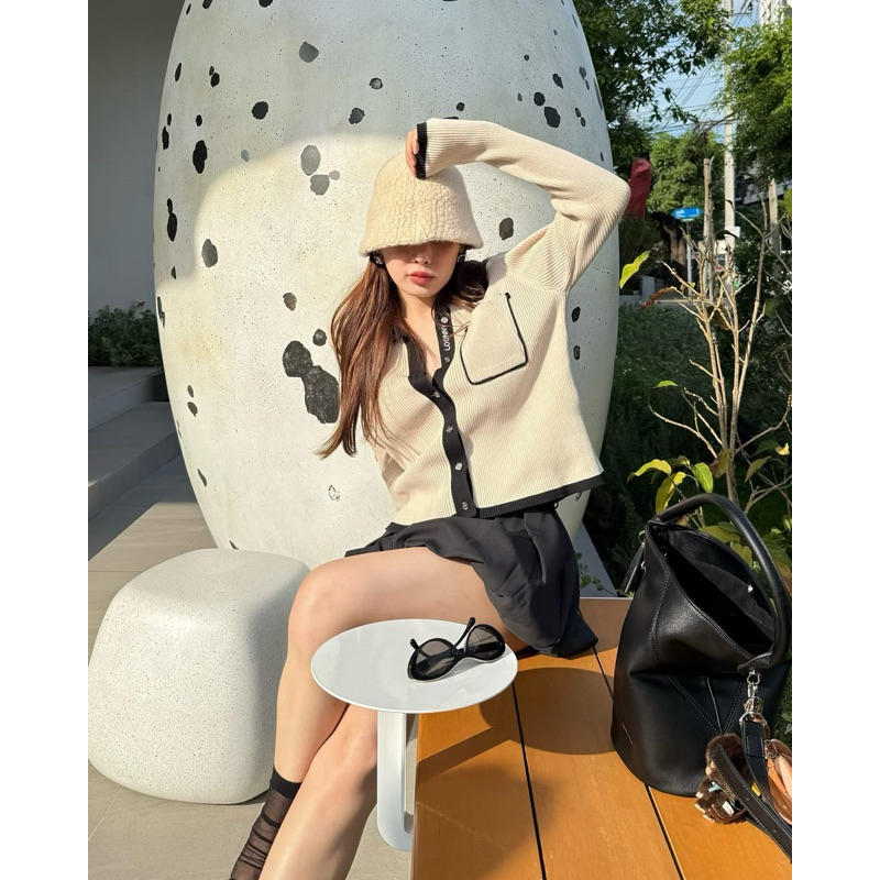 Loonnystore คาร์ดิเเกน รุ่น Yejin Cardigan