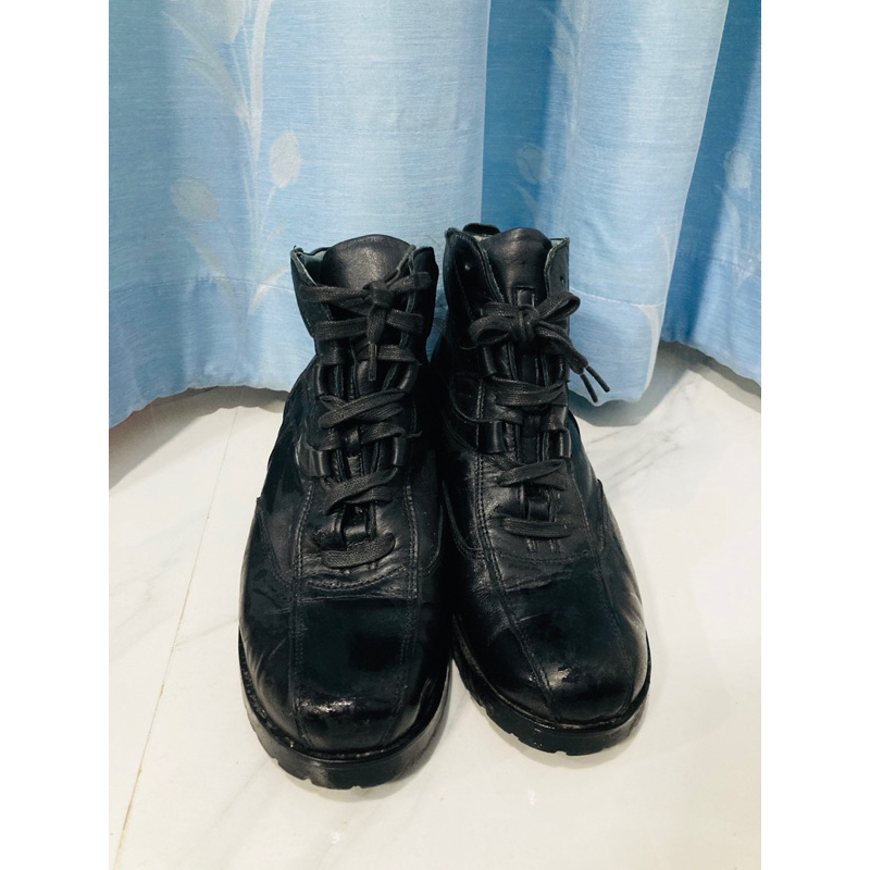 TAYWIN รองเท้าหนังสีดำ หนังนิ่ม รองเท้าผู้หญิง (มือสอง)