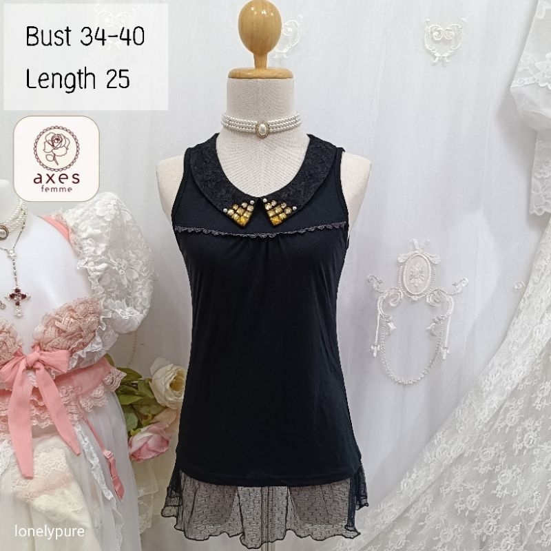 Axes Femme เสื้อแขนกุด มือสอง