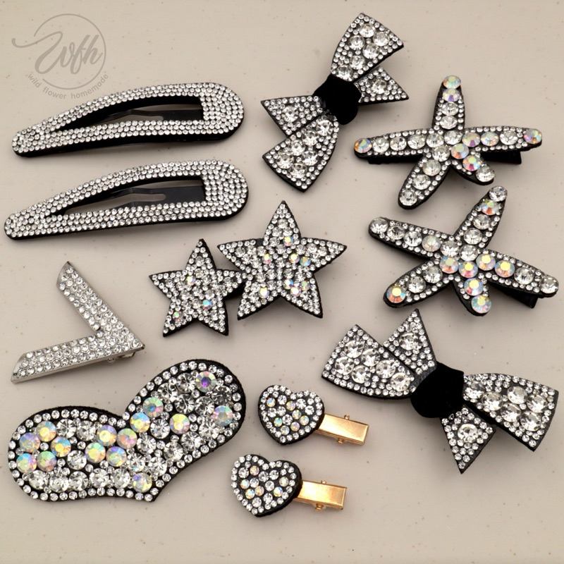 WFH กิ๊บติดผม แปะเพชร ลายหัวใจ ผีเสื้อ ดาว หงส์ มีหลายแบบ สีสันสดใส