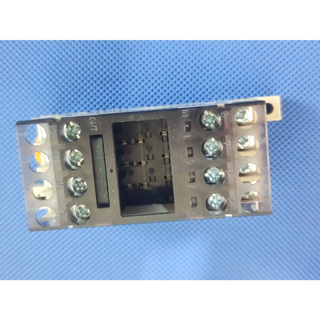 G6D-F4B DC24V OMRON Terminal Block Relay 5A 24VDC สินค้าพร้อมส่งในไทย จัดส่งไว G6D-1A-ASI 24VDC*4ตัว