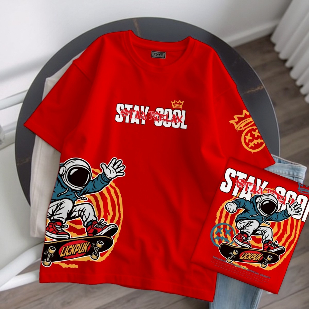 เสื้อยืดลาย อวกาศยกมือ งานสกรีน หน้า-หลัง สีแดง  #เสื้อยืดหมี #เสื้อยืดไซส์ใหญ่ #LICKPUK #ขายส่งเสื้อยืด