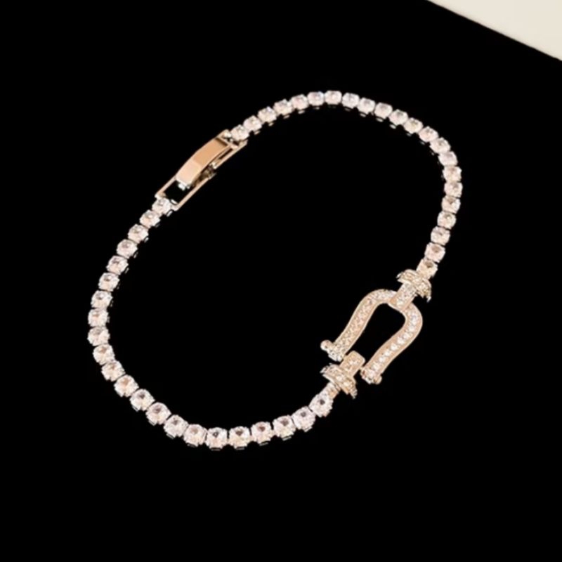 ่สร้อยข้อมือเพชรCz 💎 AAA