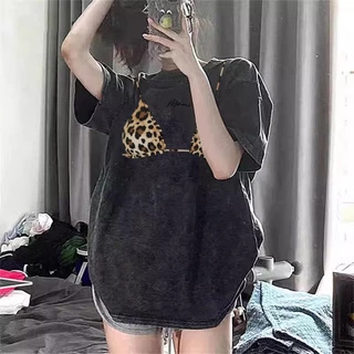 【ChillTee】👙เสื้อยืดผู้หญิง Bikiniไซส์ใหญ่"Leopard print bra" พิมพ์ลาย ผ้าCOTTON โคตรนุ่ม OVERSIZE เสื้อคอกลม【COD】