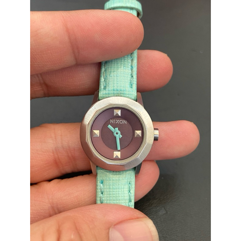 NIXON WEIST ROCKIT THE MINI B 50m Lady ของแท้ มือสอง สภาพดี