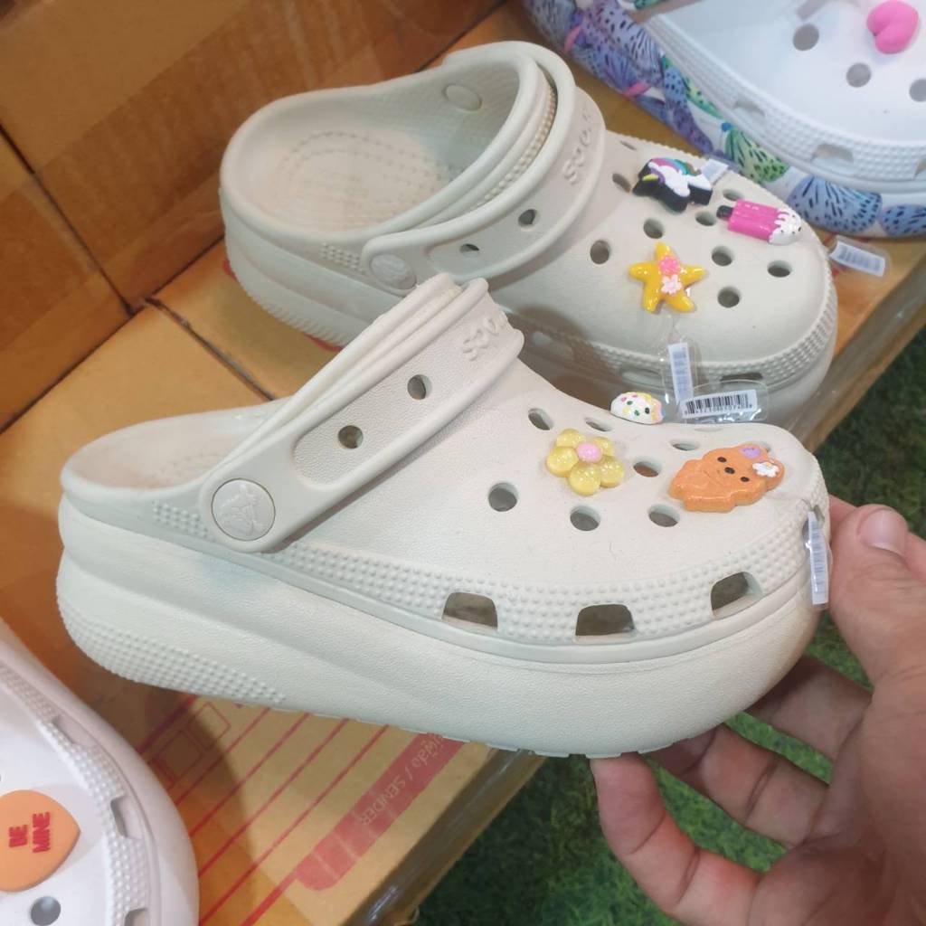 Cr0cs Crush Cutie Kid มี5สี รองเท้าหัวโตเด็กแบบสวมส้นสู่งมีสายรัดส้น น้ำหนักเบาพื้นนี่มใส่สบายทันสมัยพร้มส่ง