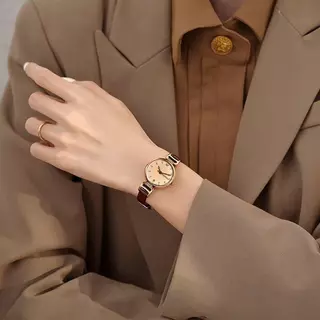 [จัดส่งในกทม] MOYENNE นาฬิกาผู้หญิงสไตล์เรโทรรุ่นใหม่ ดิจิตอลไฮเอนด์หน้าปัดกลมเล็ก ควอตซ์