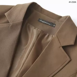 41-2326 เสื้อสูททำงานกระดุม 1 เม็ด Lady and the Trim อก 42-50 นิ้ว