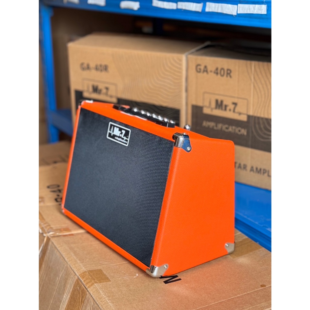 แอมป์กีต้าร์ Mr.7 GA-40R ขนาด 40 W. สี ส้ม ใช้ได้ทั้งโปร่ง/ไฟฟ้า เอฟเฟคในตัว ทั้งร้อง/เล่น